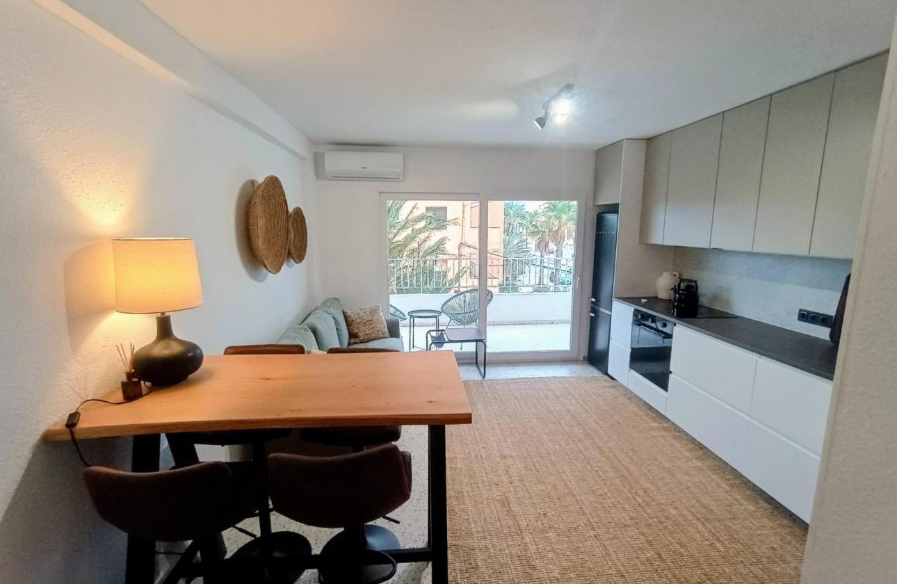 Resale - Apartment / flat - Guardamar del Segura - Urbanizaciones