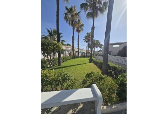 Resale - Bungalow - Torrevieja - Los balcones