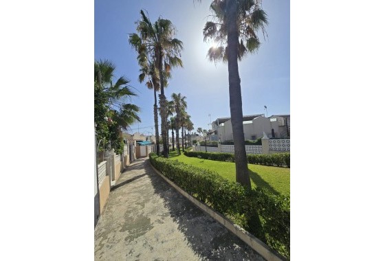 Resale - Bungalow - Torrevieja - Los balcones