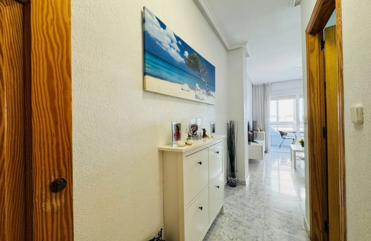 Resale - Apartment / flat - La Mata - Costa Blanca