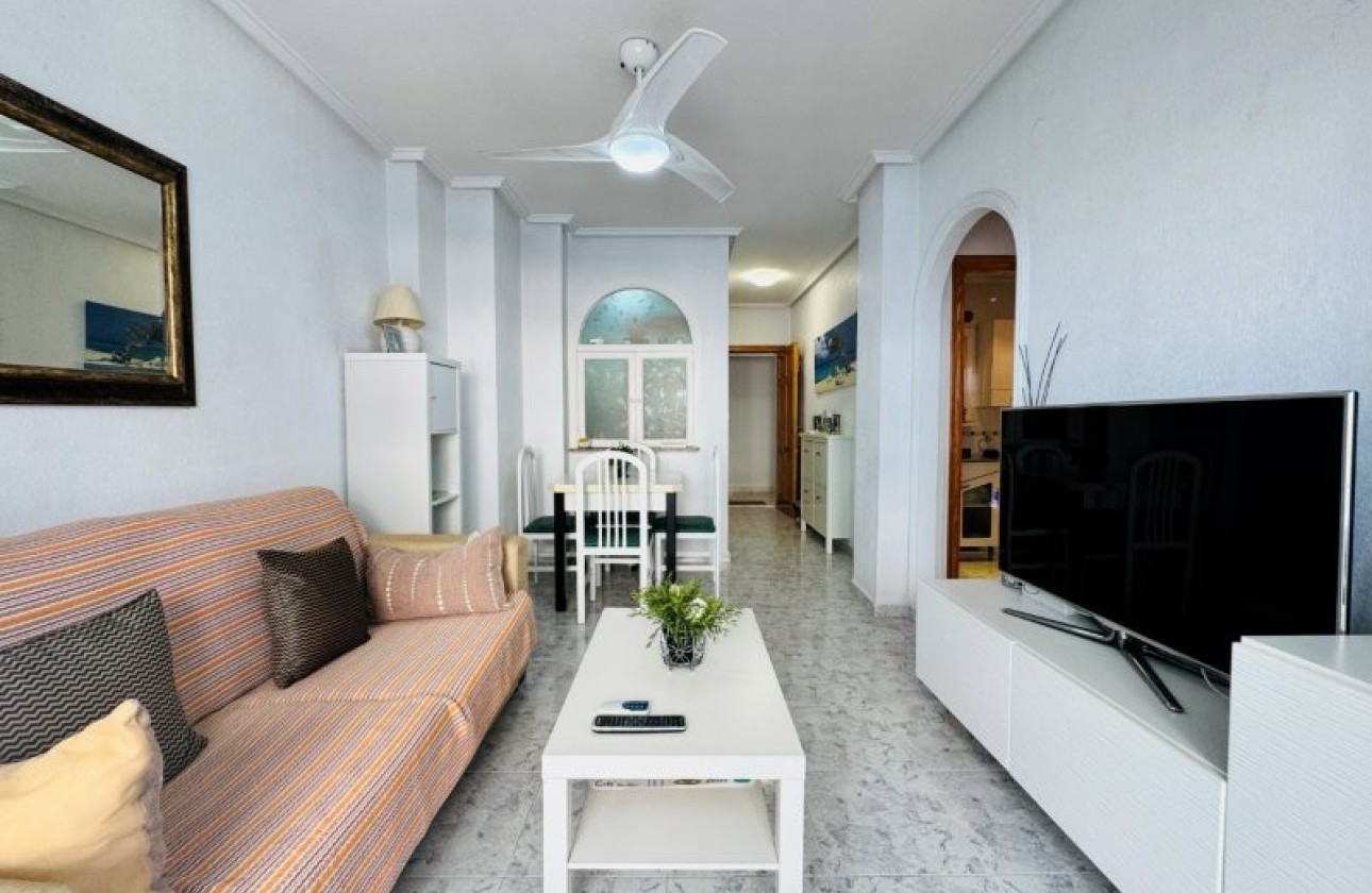 Resale - Apartment / flat - La Mata - Costa Blanca