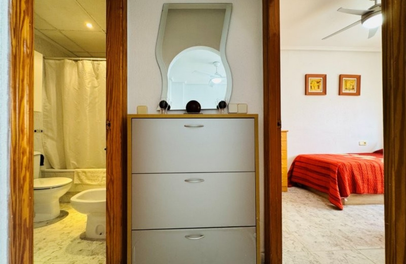 Resale - Apartment / flat - La Mata - Costa Blanca