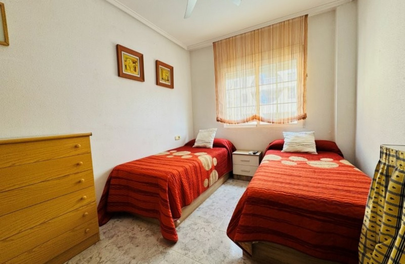 Resale - Apartment / flat - La Mata - Costa Blanca