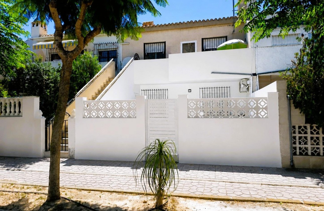 Resale - Bungalow - Orihuela Costa - Costa Blanca