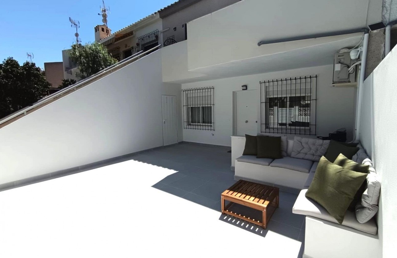 Resale - Bungalow - Orihuela Costa - Costa Blanca
