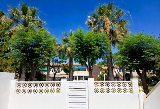 Resale - Bungalow - Orihuela Costa - Costa Blanca