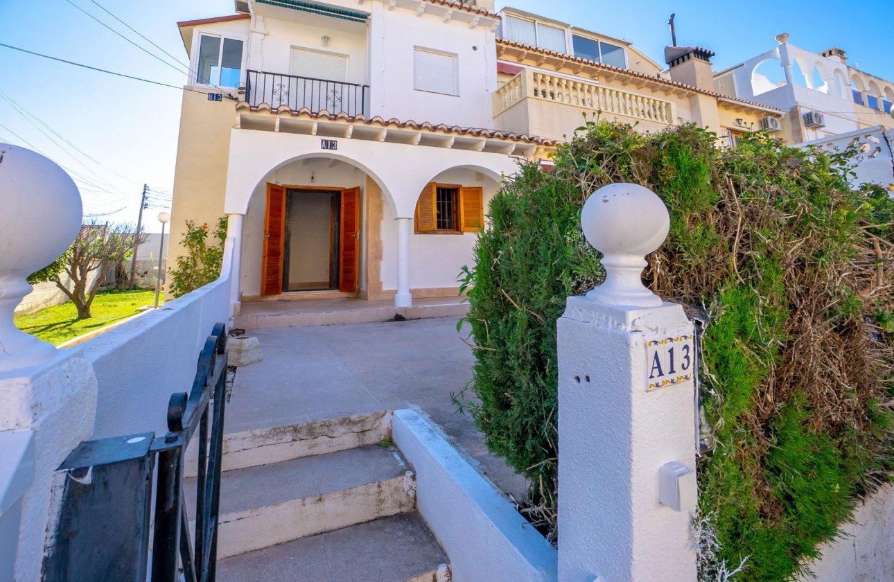 Resale - Apartment / flat - Torrevieja - El chaparral