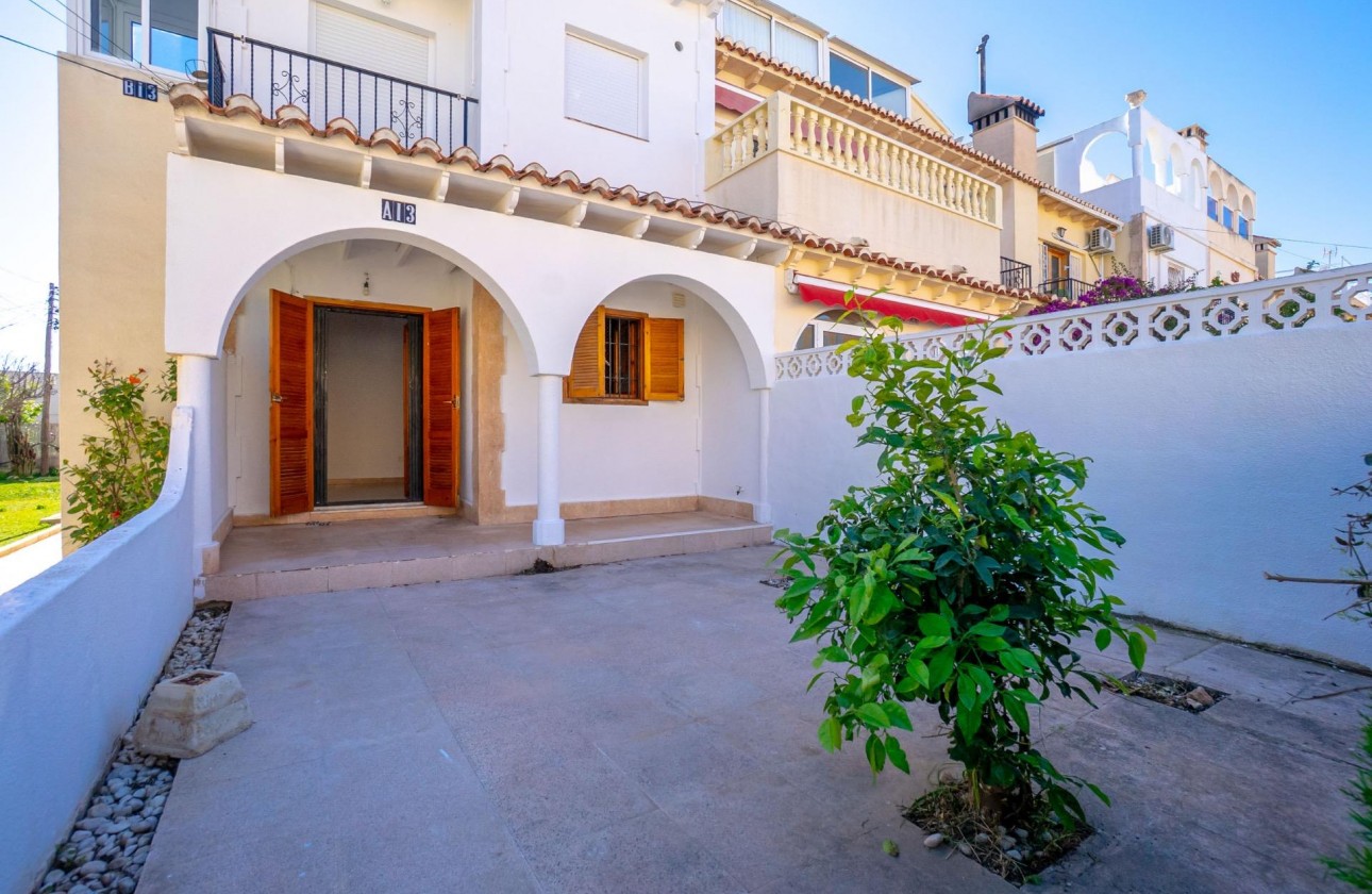 Resale - Apartment / flat - Torrevieja - El chaparral
