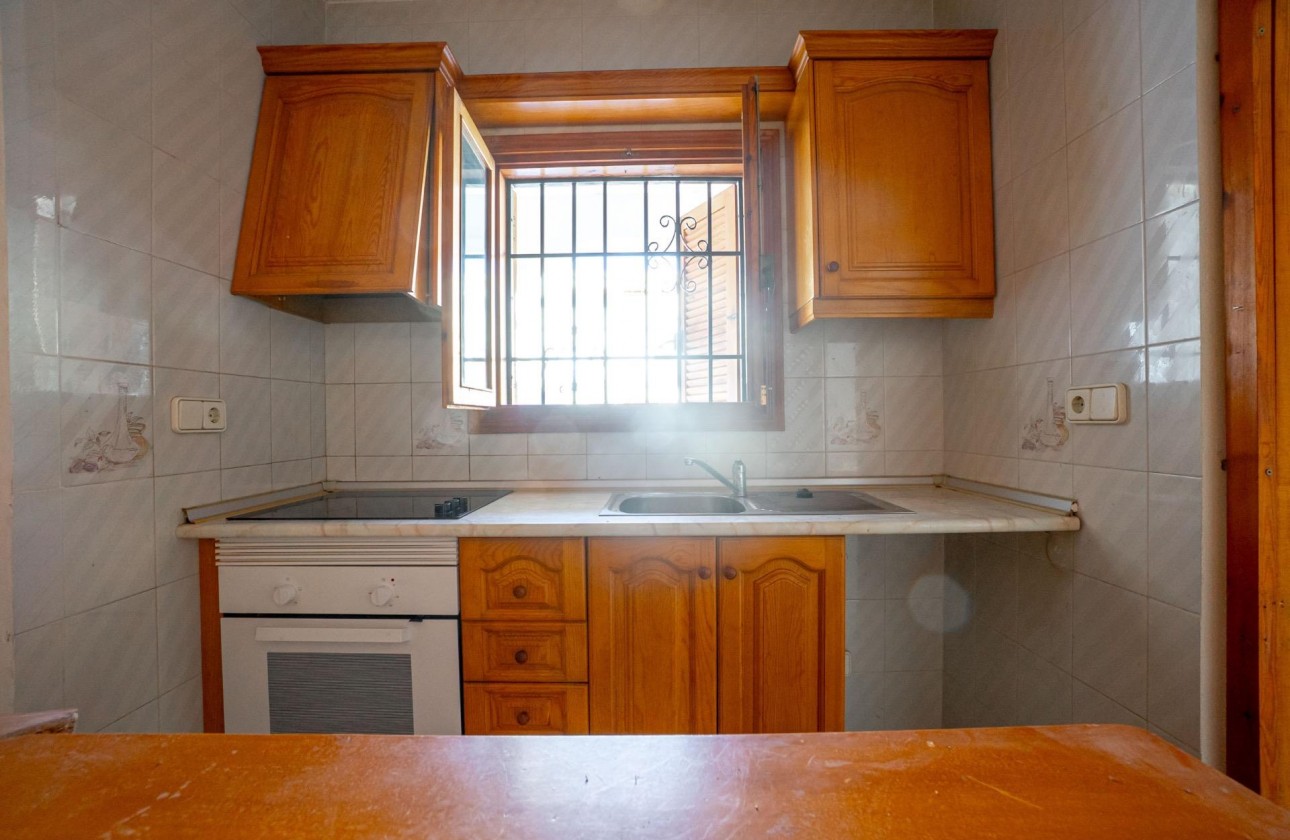 Resale - Apartment / flat - Torrevieja - El chaparral
