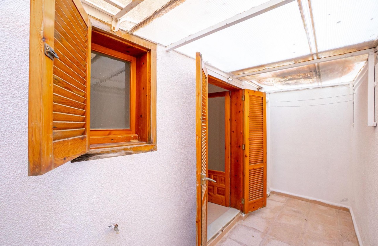 Resale - Apartment / flat - Torrevieja - El chaparral