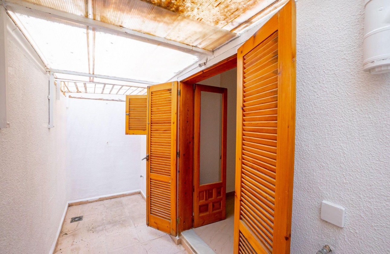 Resale - Apartment / flat - Torrevieja - El chaparral