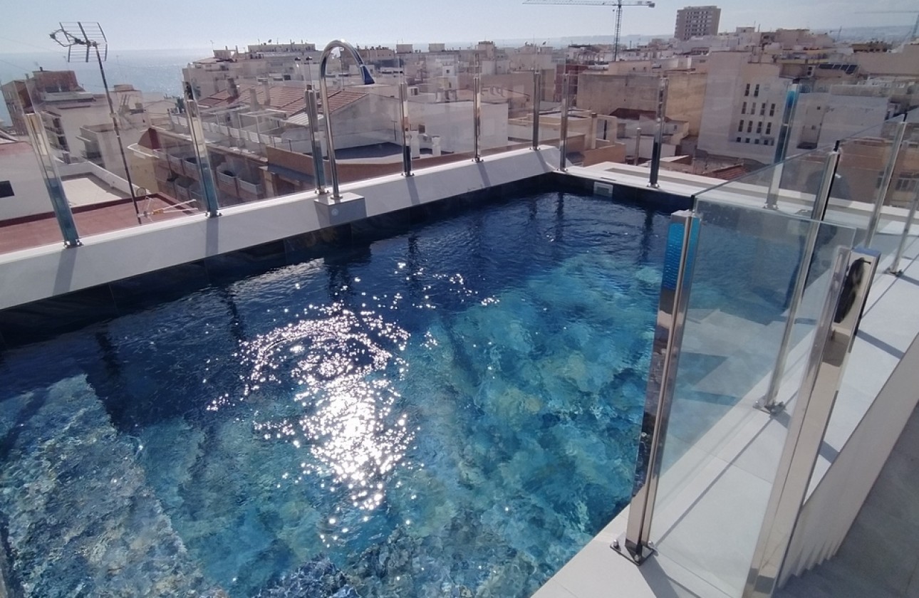 Resale - Apartment / flat - Torrevieja - CENTRE PLAYA DEL CURA LAS PISCINAS