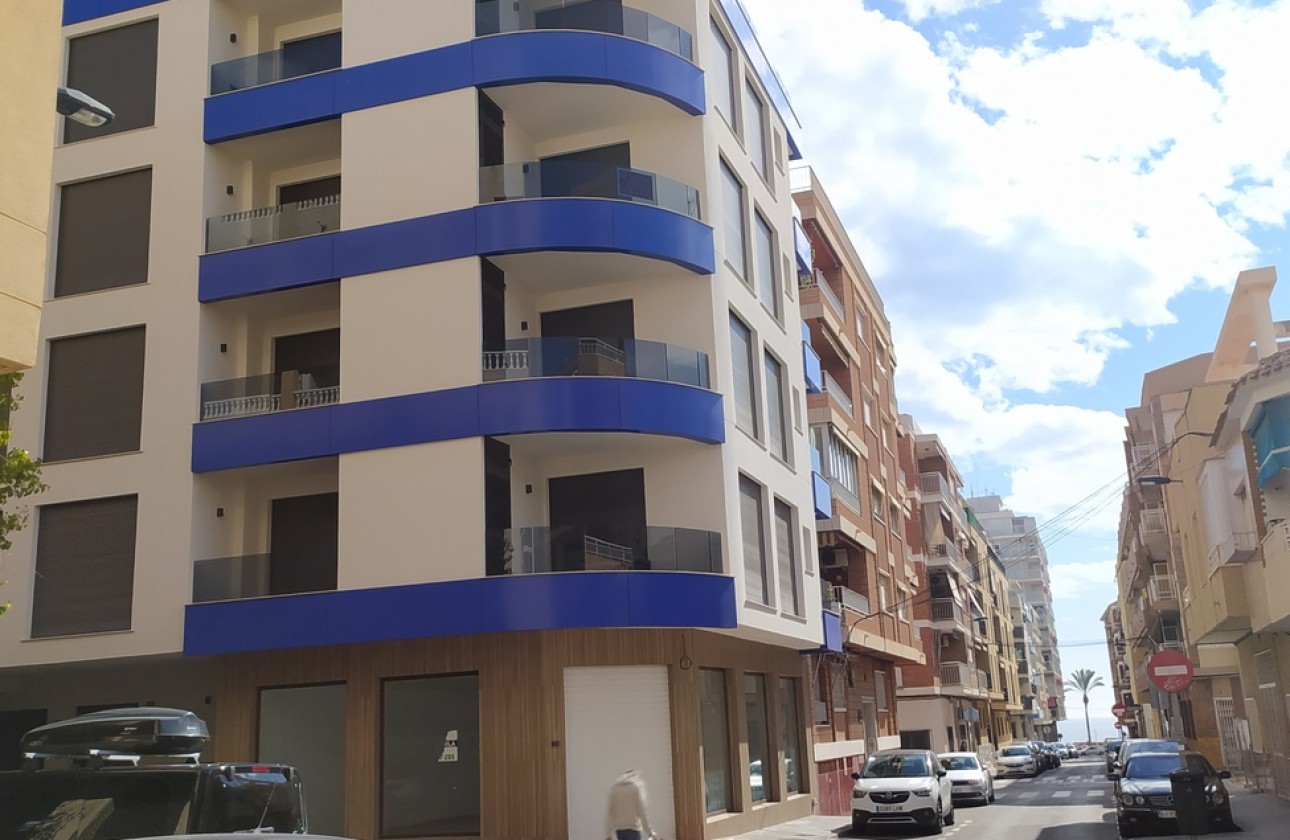 Resale - Apartment / flat - Torrevieja - CENTRE PLAYA DEL CURA LAS PISCINAS