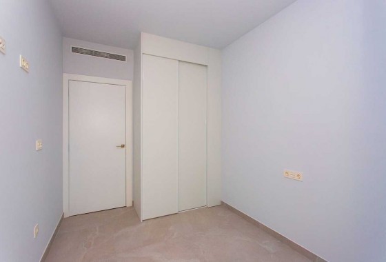 Resale - Apartment / flat - Torrevieja - CENTRE PLAYA DEL CURA LAS PISCINAS