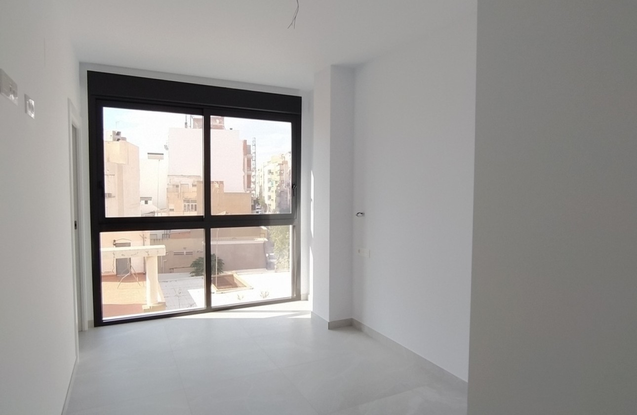 Resale - Apartment / flat - Torrevieja - CENTRE PLAYA DEL CURA LAS PISCINAS