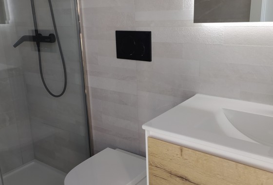 Resale - Apartment / flat - Torrevieja - CENTRE PLAYA DEL CURA LAS PISCINAS
