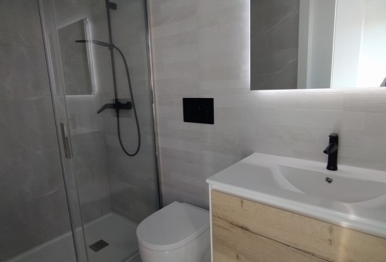 Resale - Apartment / flat - Torrevieja - CENTRE PLAYA DEL CURA LAS PISCINAS