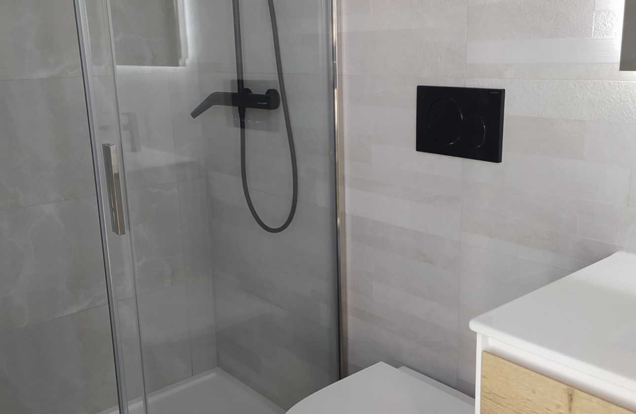 Resale - Apartment / flat - Torrevieja - CENTRE PLAYA DEL CURA LAS PISCINAS