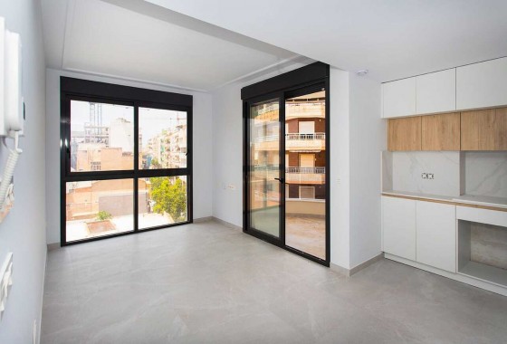 Resale - Apartment / flat - Torrevieja - CENTRE PLAYA DEL CURA LAS PISCINAS