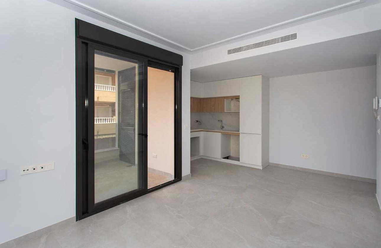 Resale - Apartment / flat - Torrevieja - CENTRE PLAYA DEL CURA LAS PISCINAS