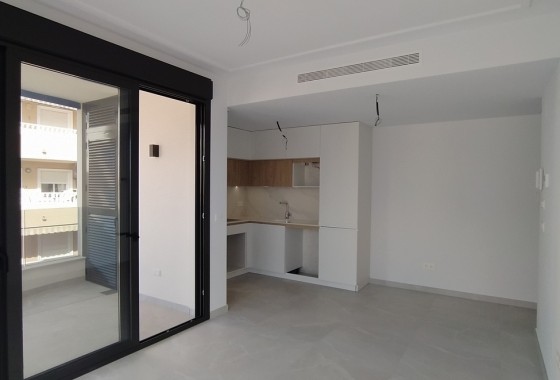 Resale - Apartment / flat - Torrevieja - CENTRE PLAYA DEL CURA LAS PISCINAS