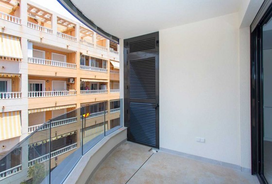 Resale - Apartment / flat - Torrevieja - CENTRE PLAYA DEL CURA LAS PISCINAS
