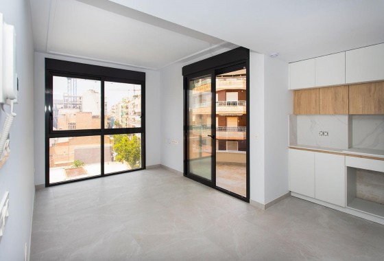 Resale - Apartment / flat - Torrevieja - Playa del Cura