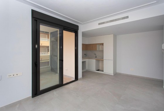 Resale - Apartment / flat - Torrevieja - Playa del Cura