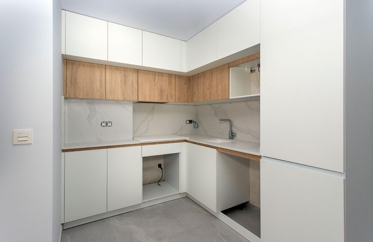 Resale - Apartment / flat - Torrevieja - Playa del Cura