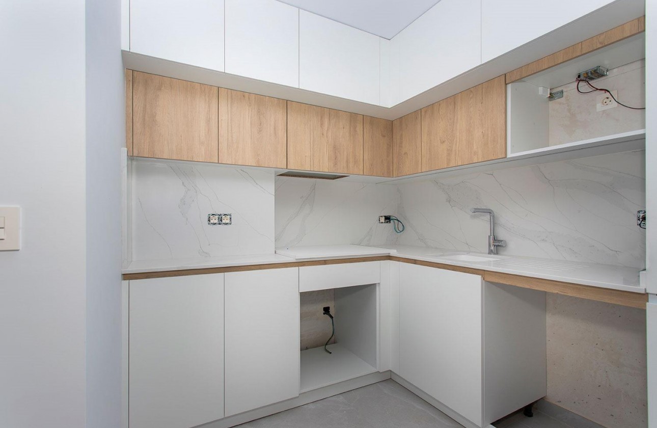 Resale - Apartment / flat - Torrevieja - Playa del Cura