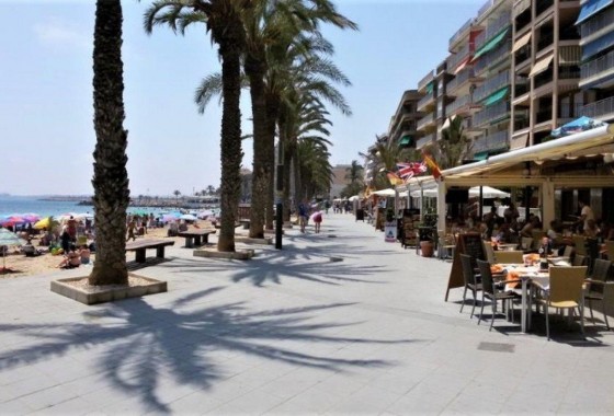 Resale - Apartment / flat - Torrevieja - Playa del Cura