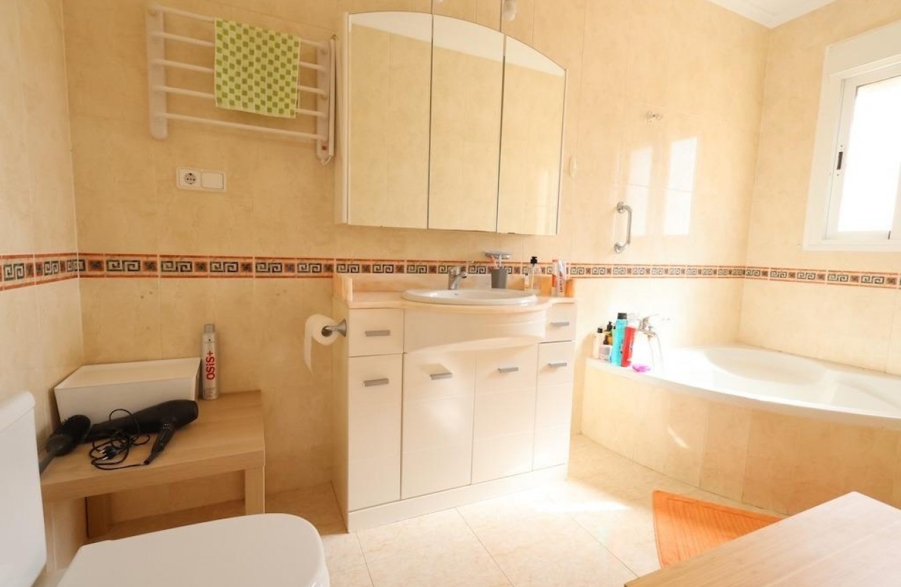 Resale - Villa - Rojales - Inland