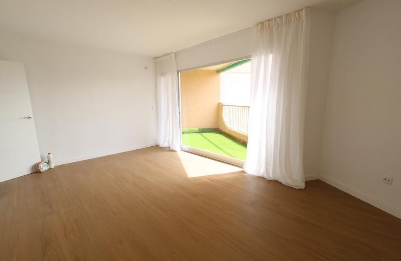 Resale - Apartment / flat - Orihuela Costa - Costa Blanca