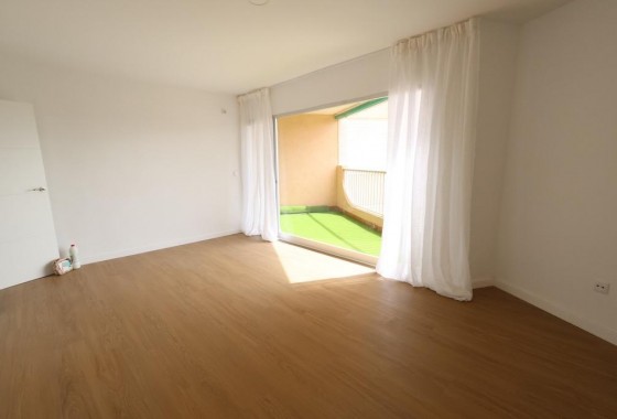 Resale - Apartment / flat - Orihuela Costa - Costa Blanca
