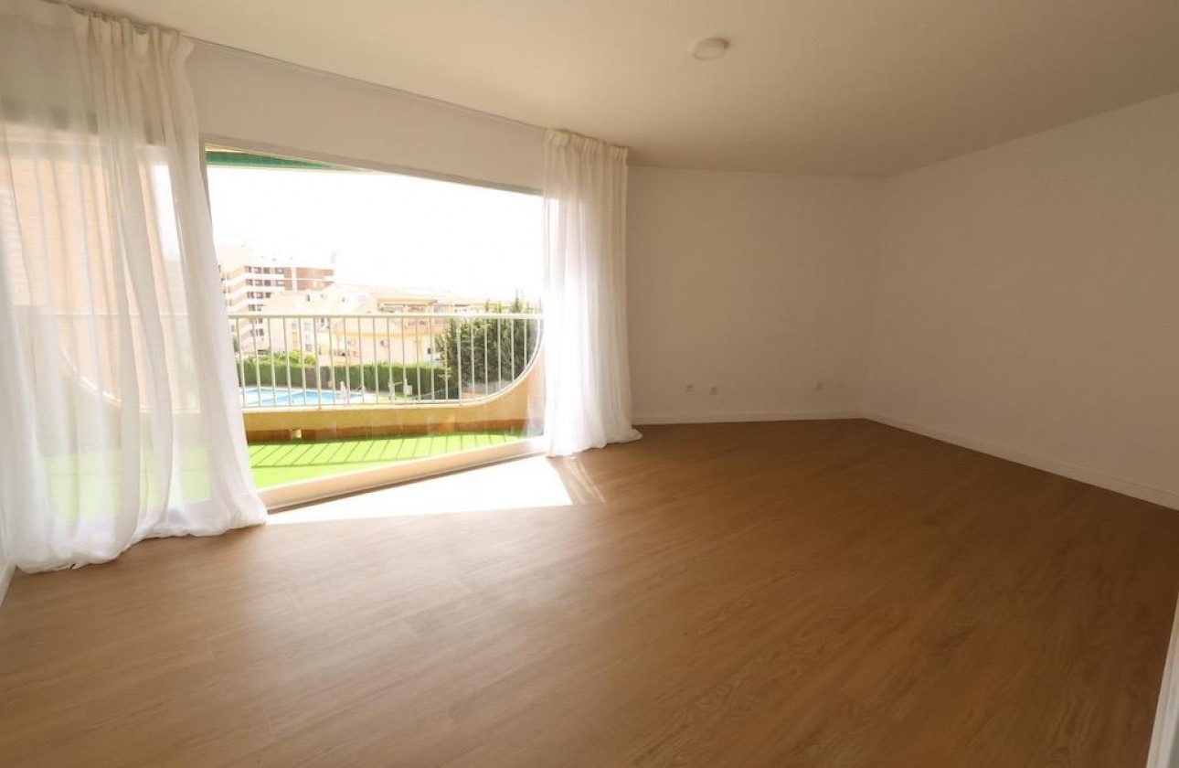 Resale - Apartment / flat - Orihuela Costa - Costa Blanca