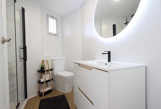 Resale - Apartment / flat - Orihuela Costa - Costa Blanca