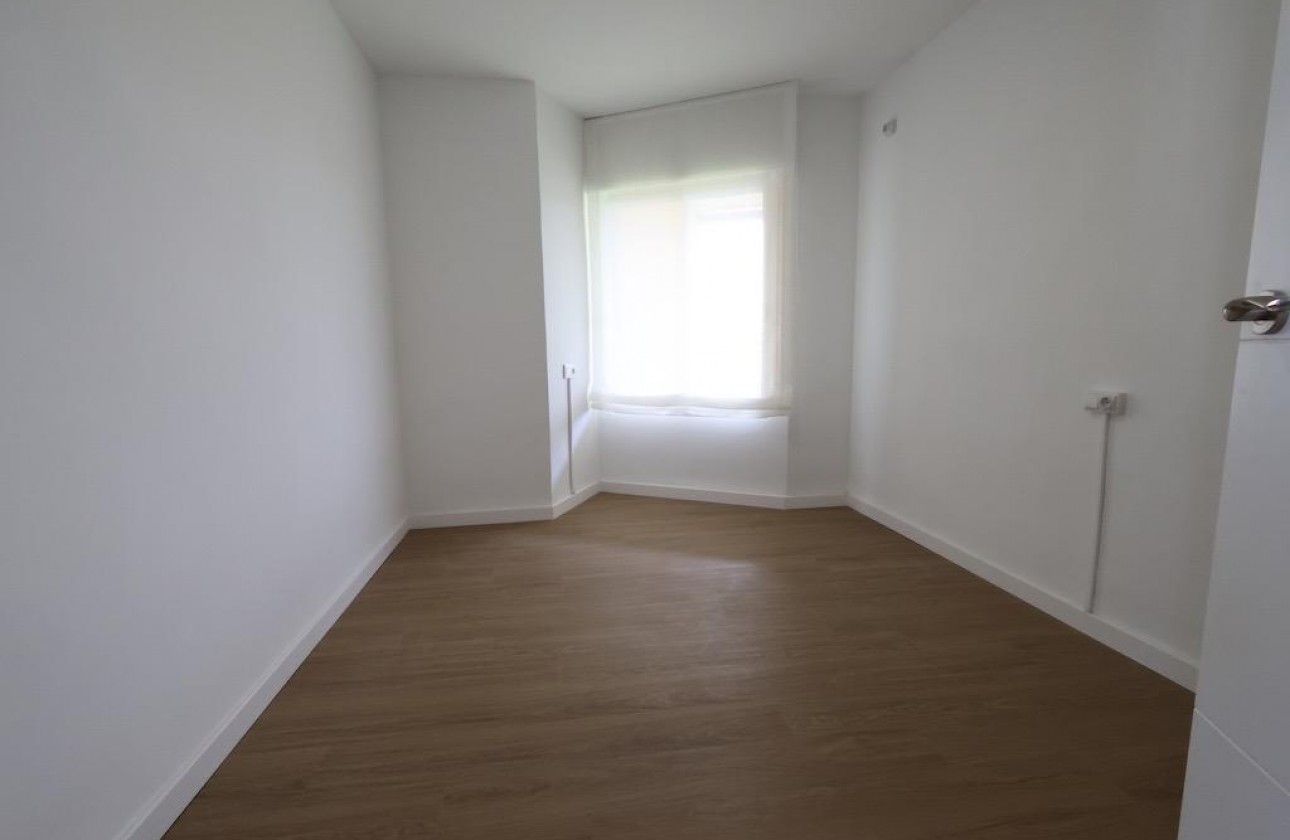 Resale - Apartment / flat - Orihuela Costa - Costa Blanca