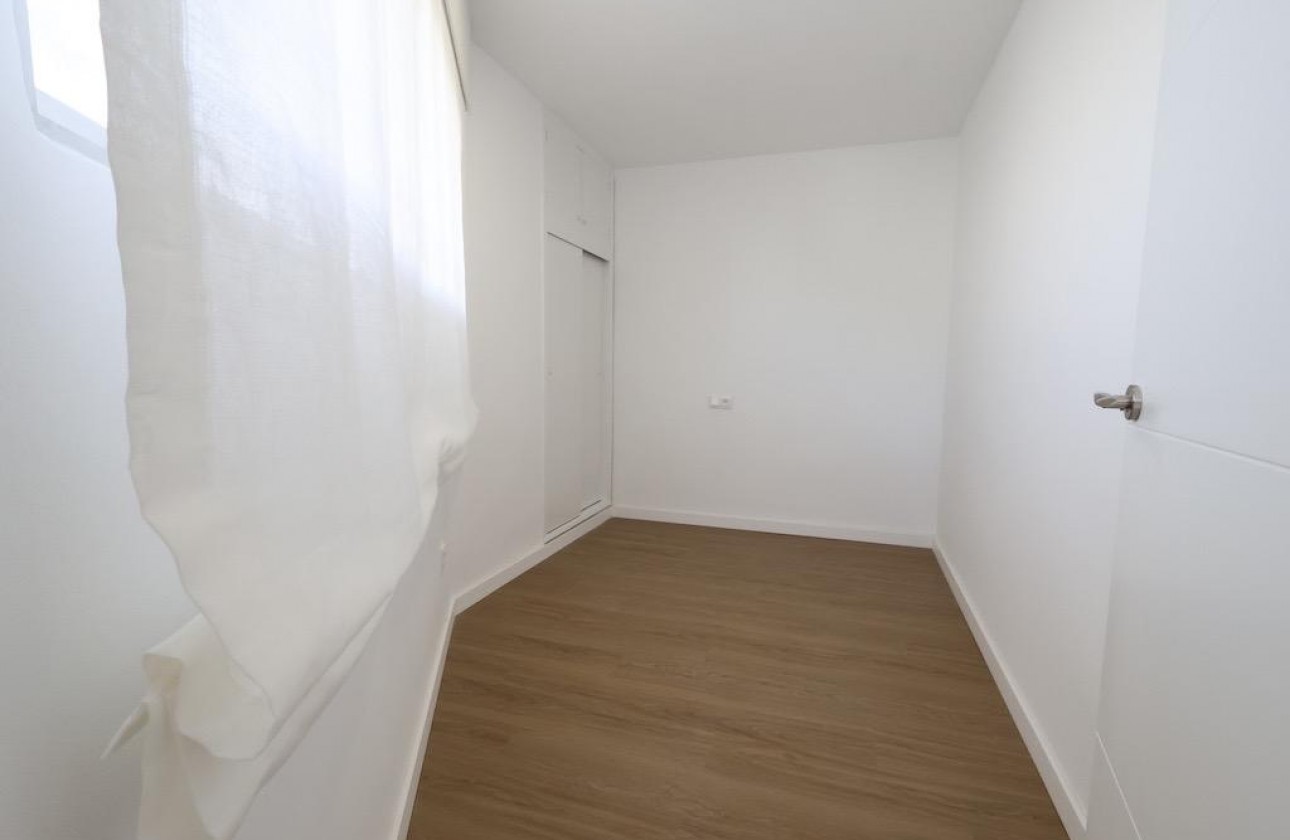Resale - Apartment / flat - Orihuela Costa - Costa Blanca
