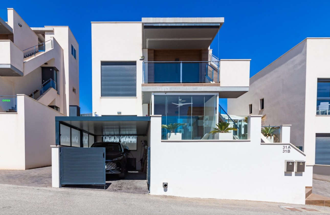 Resale - Apartment / flat - San Miguel de Salinas - Bellavista