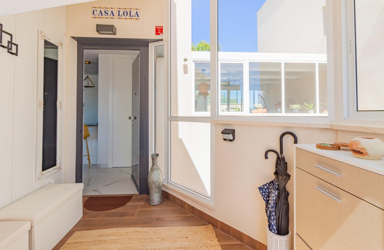 Resale - Apartment / flat - San Miguel de Salinas - Bellavista