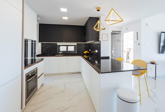 Resale - Apartment / flat - San Miguel de Salinas - Bellavista