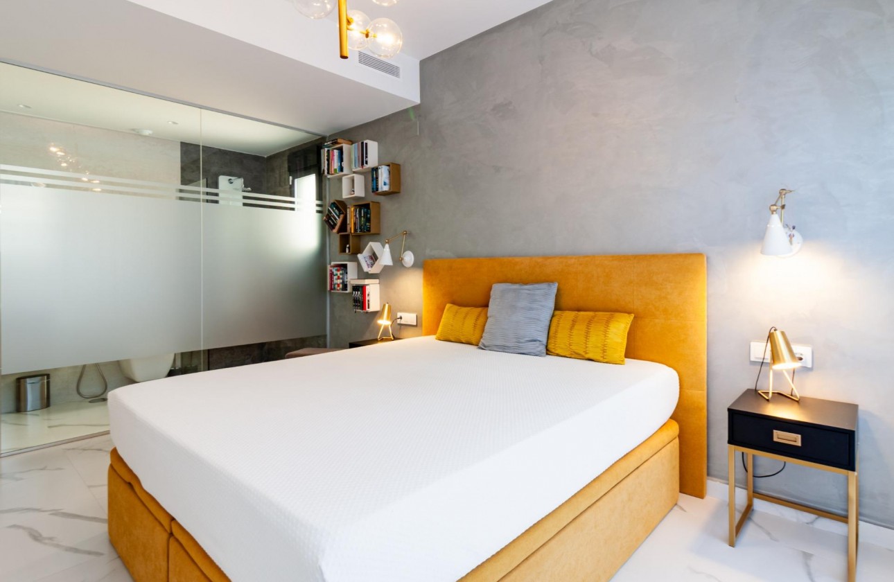 Resale - Apartment / flat - San Miguel de Salinas - Bellavista
