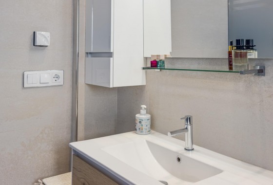 Resale - Apartment / flat - San Miguel de Salinas - Bellavista