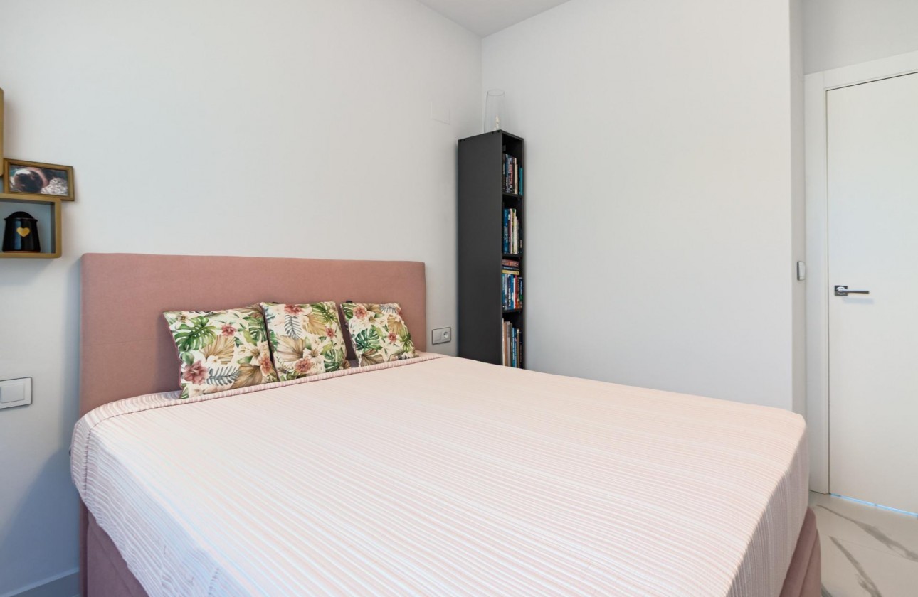 Resale - Apartment / flat - San Miguel de Salinas - Bellavista