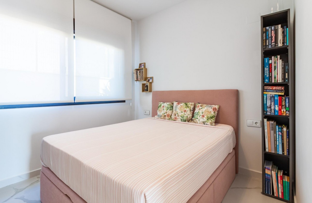Resale - Apartment / flat - San Miguel de Salinas - Bellavista