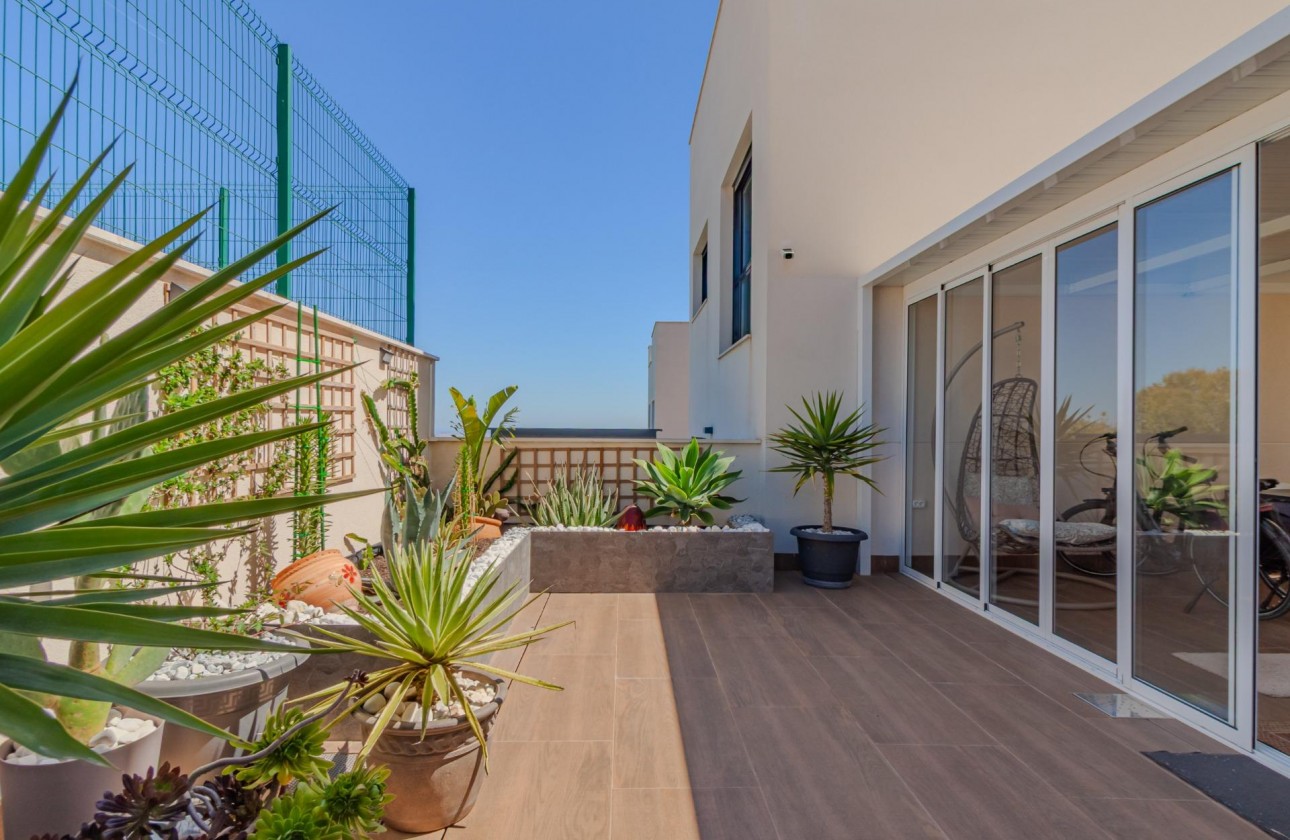 Resale - Apartment / flat - San Miguel de Salinas - Bellavista