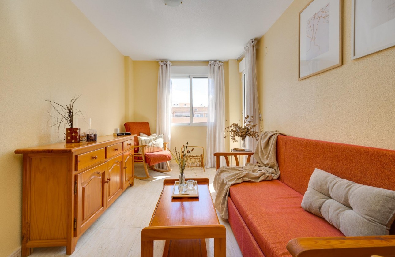 Resale - Apartment / flat - Torrevieja - Playa del Cura