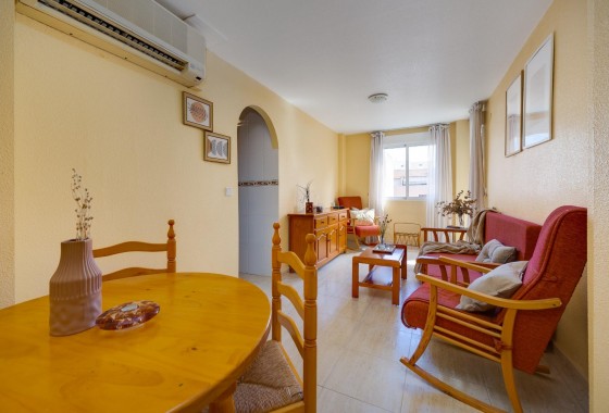 Resale - Apartment / flat - Torrevieja - Playa del Cura