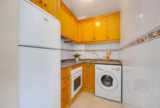 Resale - Apartment / flat - Torrevieja - Playa del Cura
