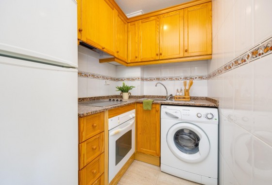Resale - Apartment / flat - Torrevieja - Playa del Cura